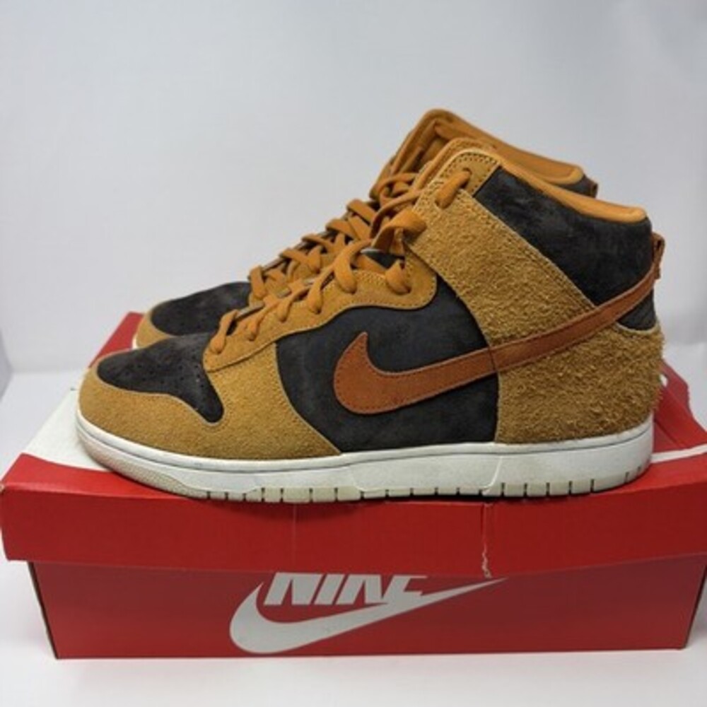 Nike Dunk Premium High Dark Curry - Size 12.5